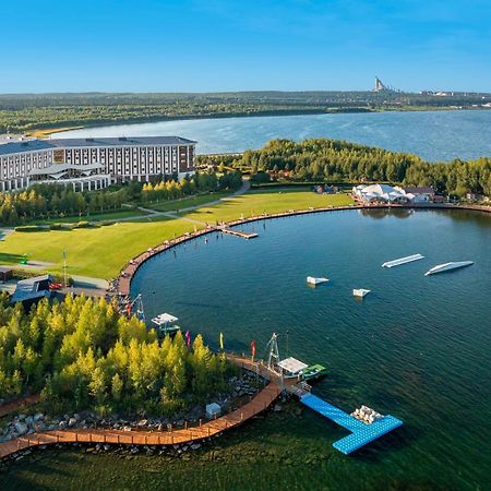 Rixos Borovoe Hotel Shchūchīnsk Bagian luar foto Aerial view of the hotel and the lake