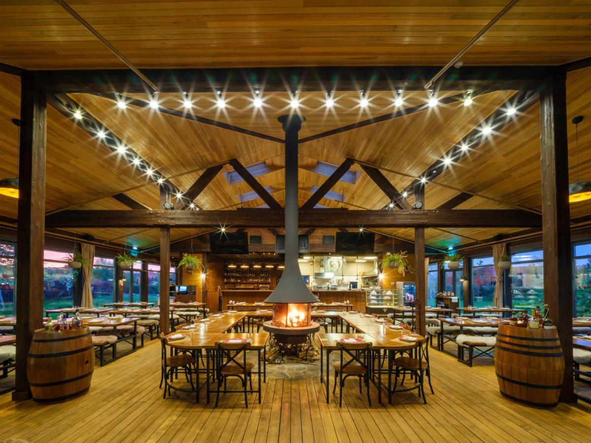 Rixos Borovoe Hotel Shchūchīnsk Bagian luar foto Interior of the restaurant
