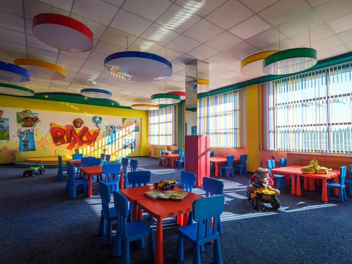 Rixos Borovoe Hotel Shchūchīnsk Bagian luar foto The interior of the Legoland Discovery Centre in Oberhausen, Germany